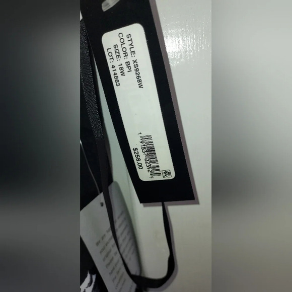 XSCAPE printed satin ball gown with illusion sides - Picture 12 of 14